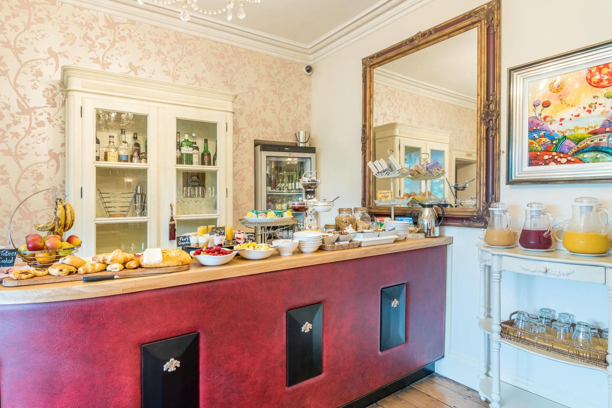 Bed & Breakfast The Somerville 5*