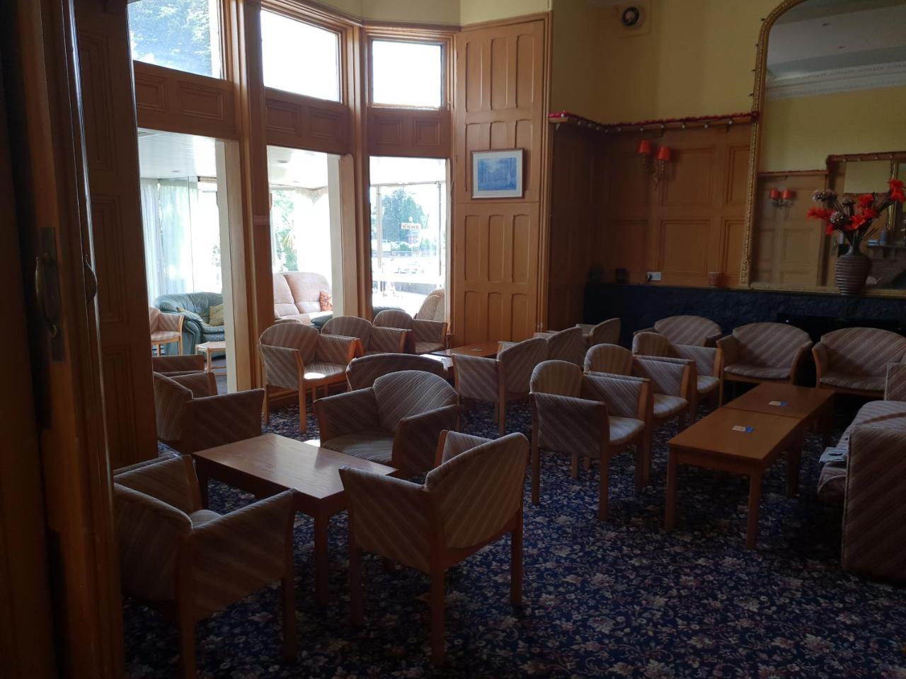 Hotel Sherwood Palm 2*