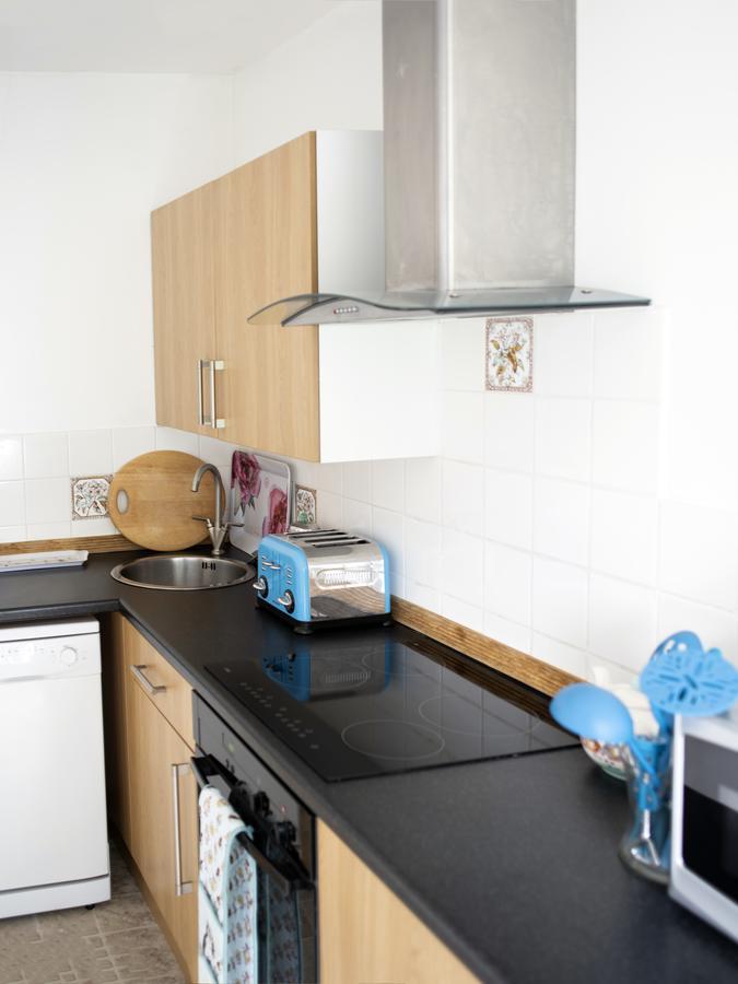 Aparthotel Delamere Court 4*