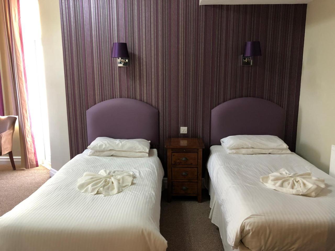 Riviera 3*