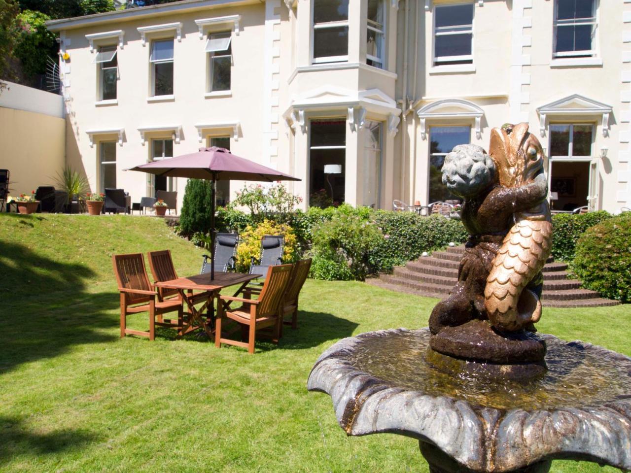 The Balmoral - Just For Adults