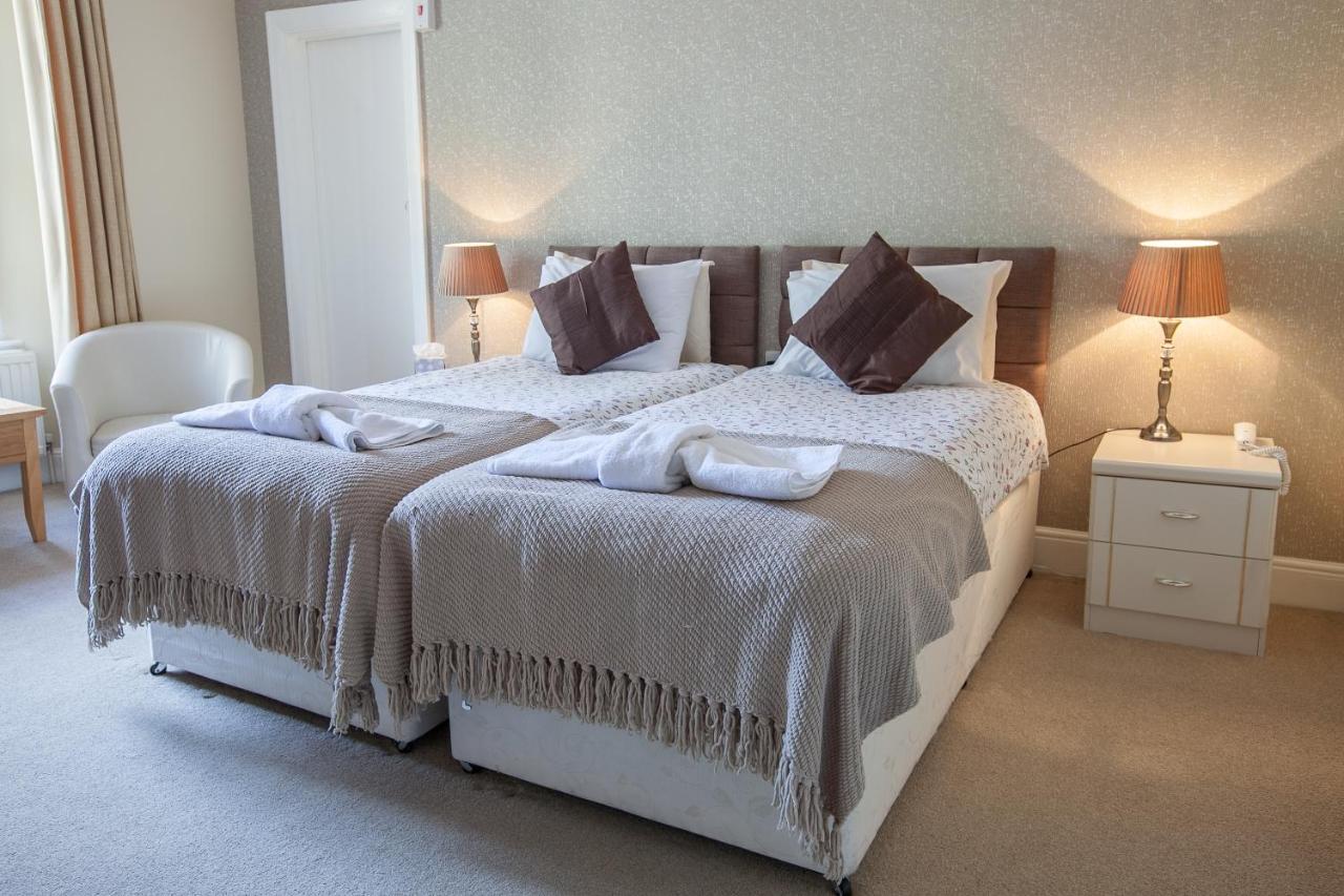 The Balmoral - Just For Adults 3*