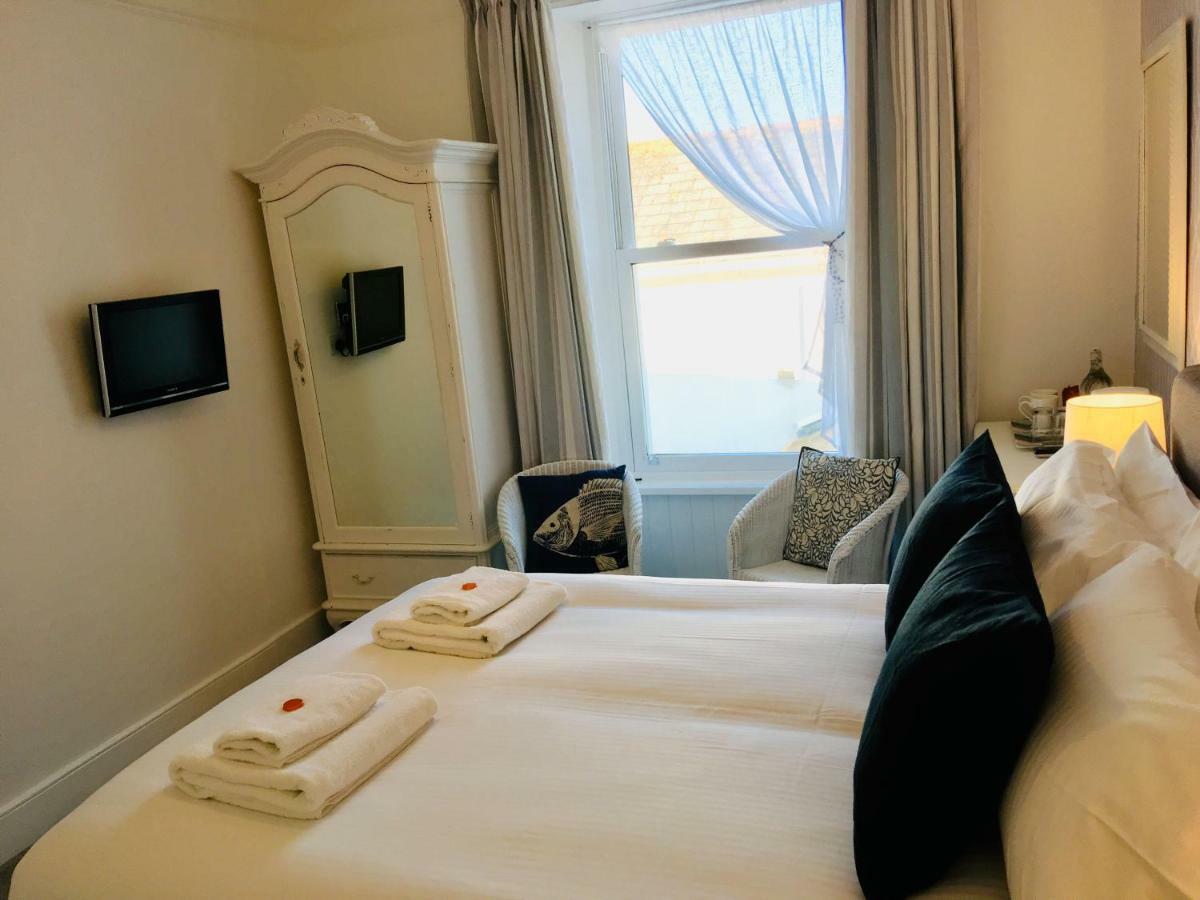 Guest house The Shoalstone