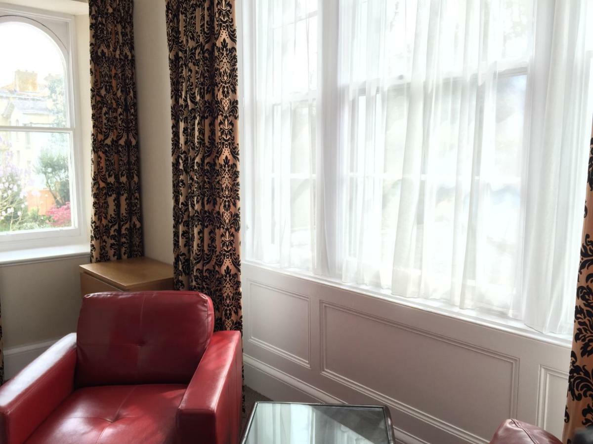 Bed & Breakfast Palm Grove 3*