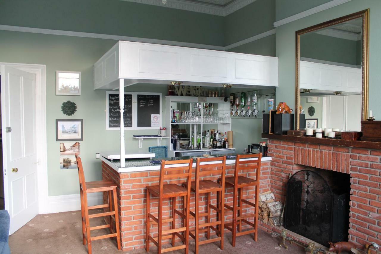 Heathcliff House Exclusively For Adults Free Large Carpark 4* Torquay