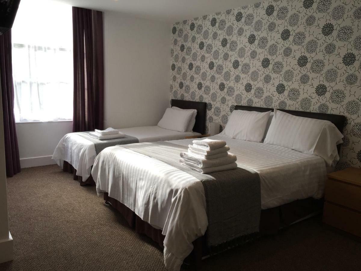 Palm Grove Bed & Breakfast