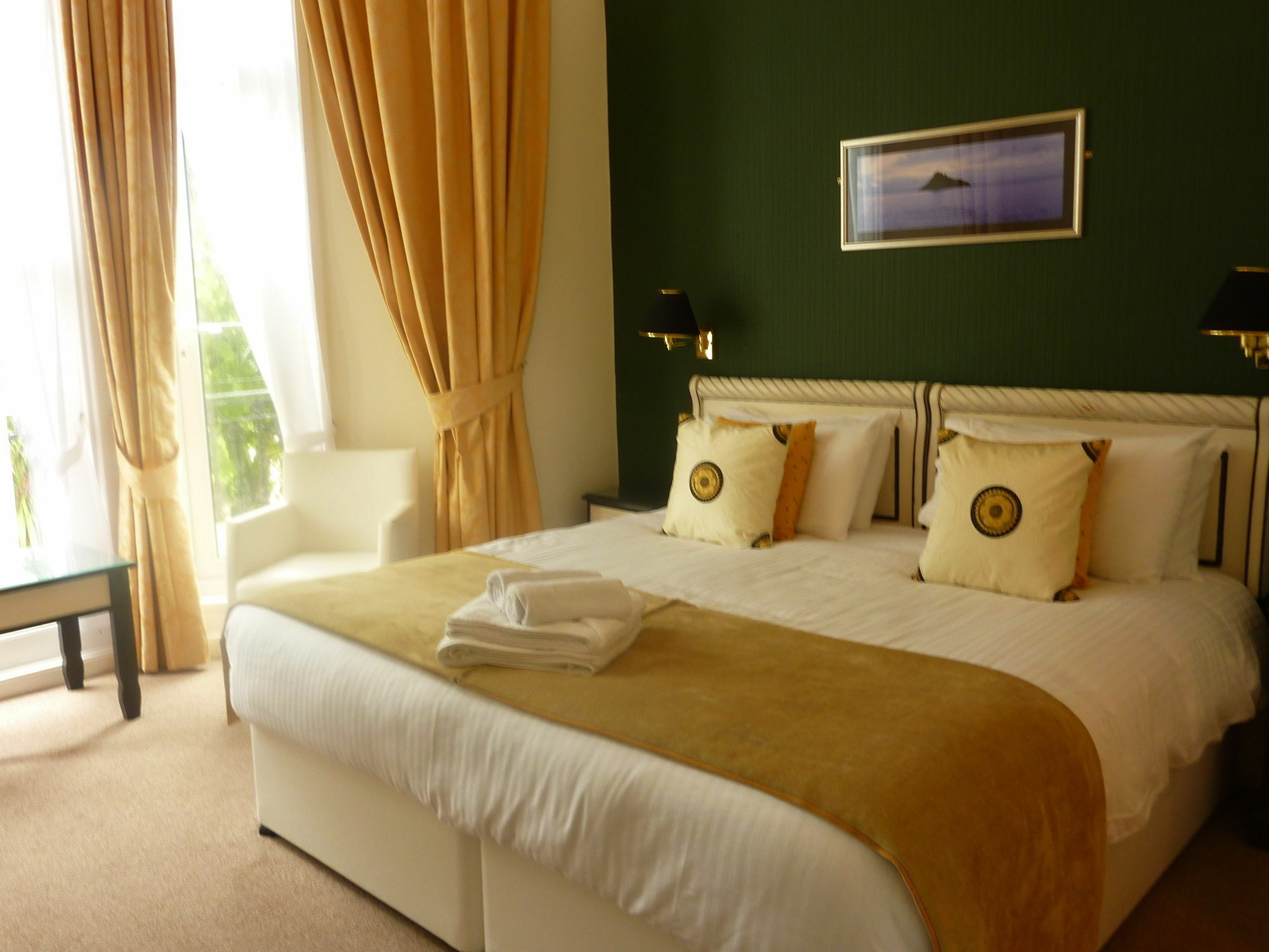 The Iona Torquay