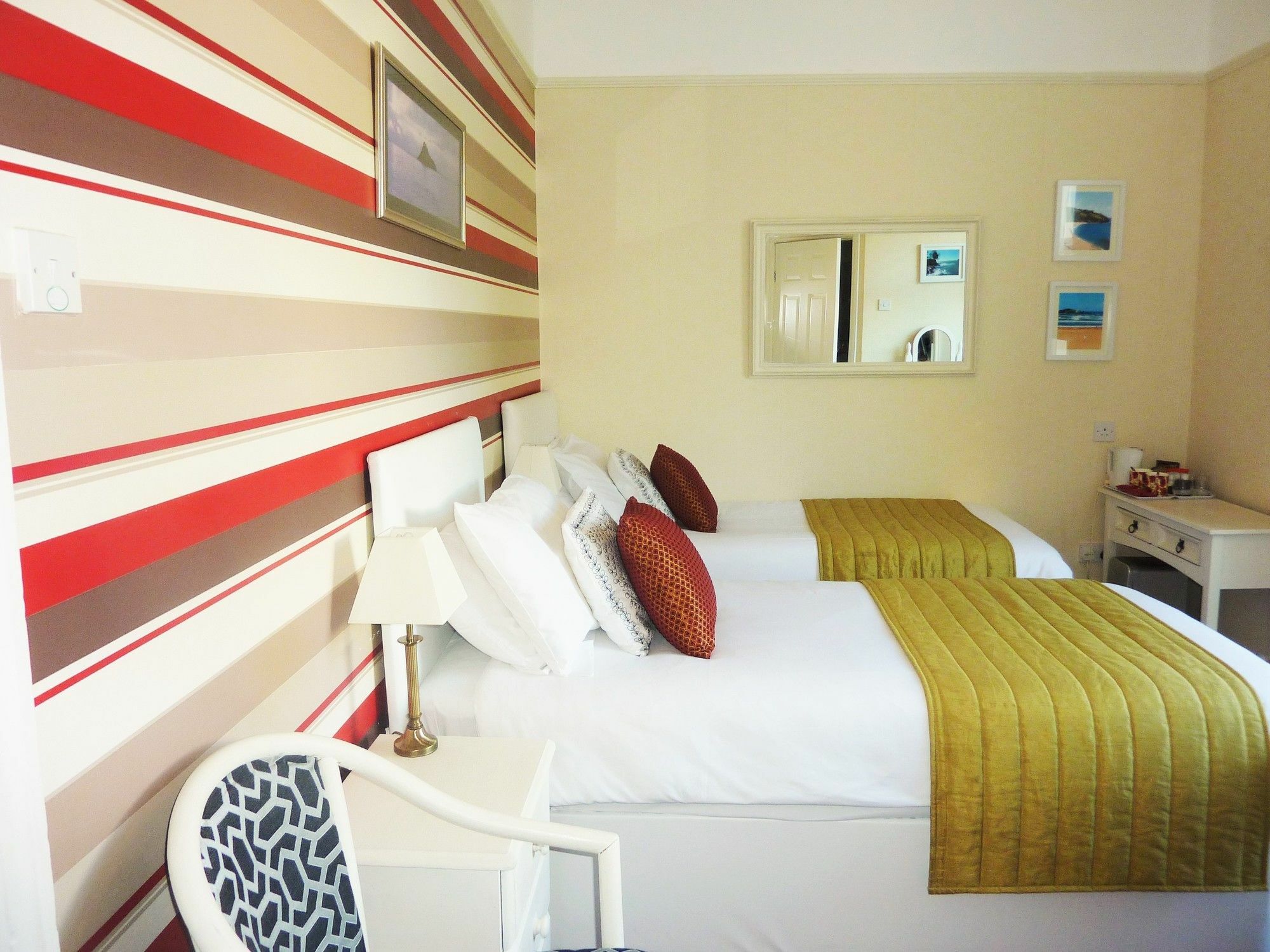 Guest house The Iona