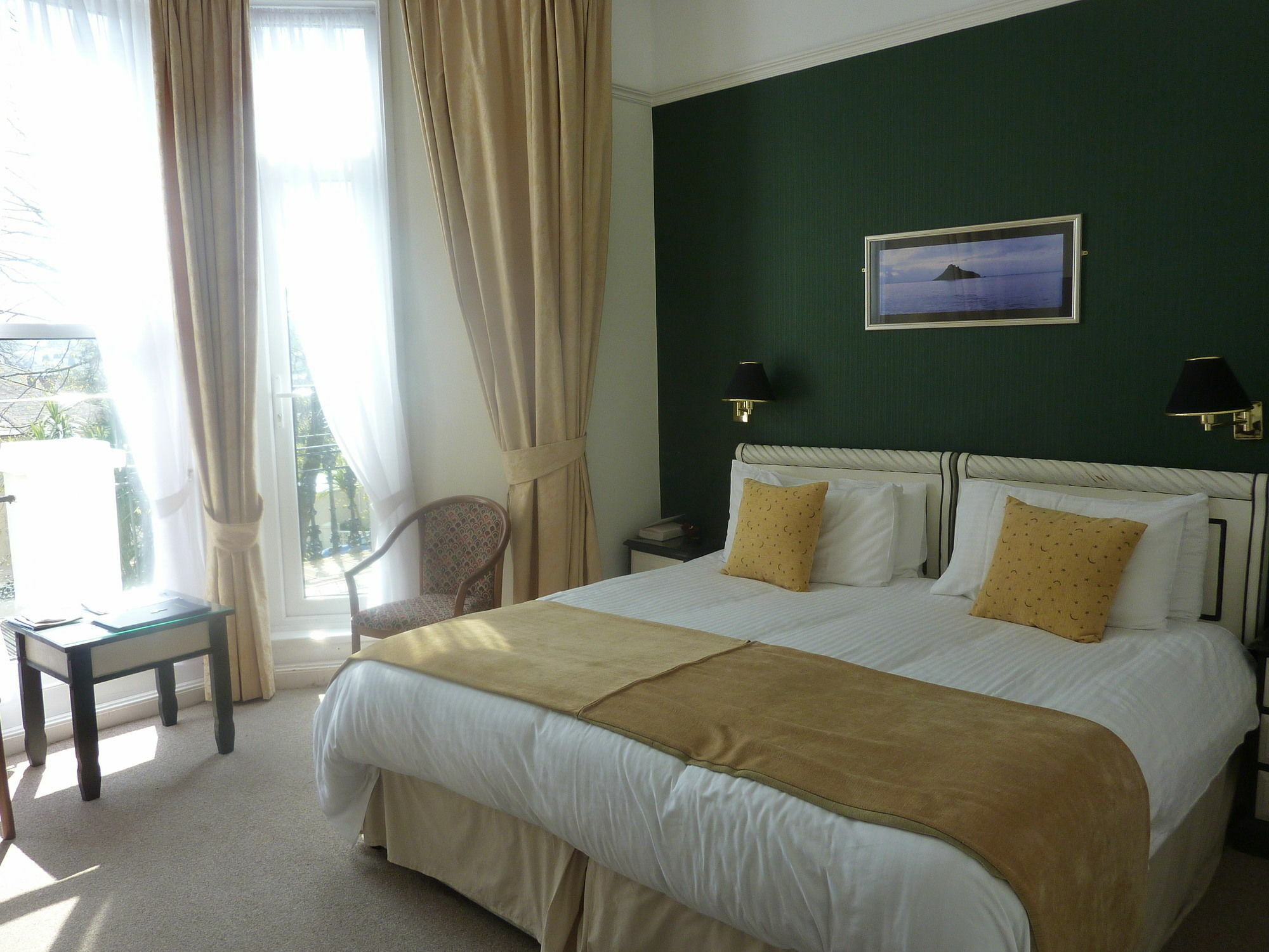 The Iona Guest house Torquay
