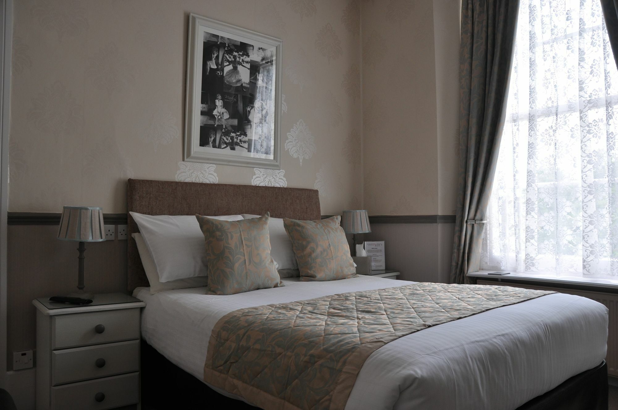 Abbeyfield Vintage Style Boutique Bed & Breakfast Torquay