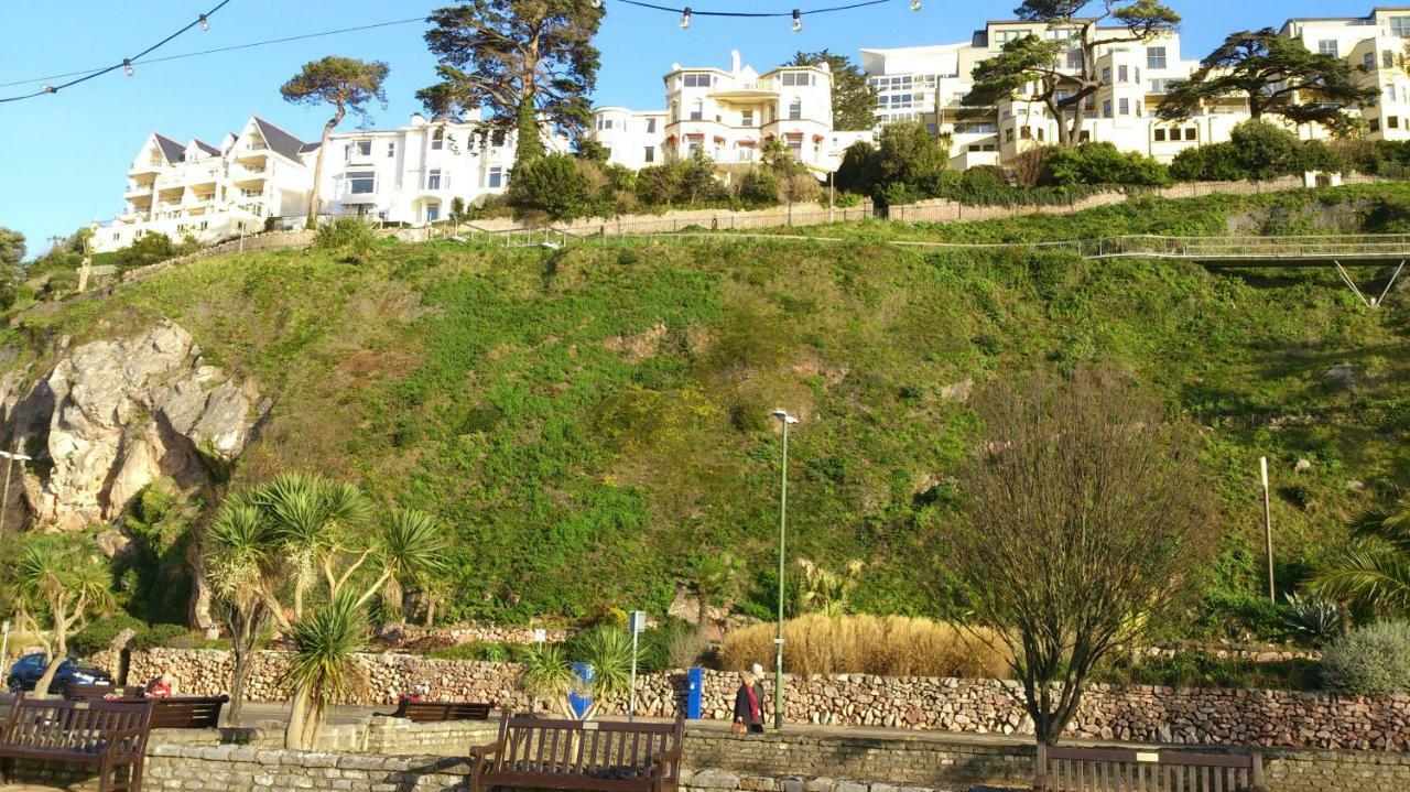 Bay Fort Mansions Apartment