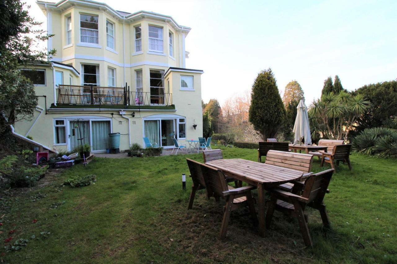 Chelston Dene Apartment *