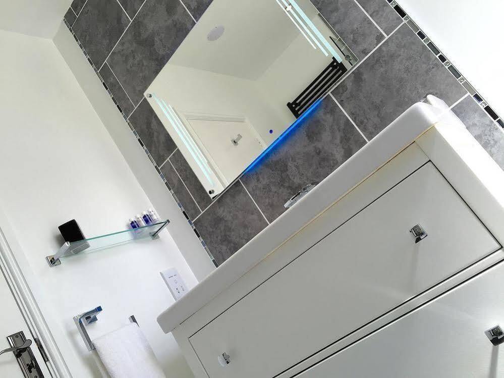 The 25 Boutique B&B - Adults Only Bed & Breakfast Torquay