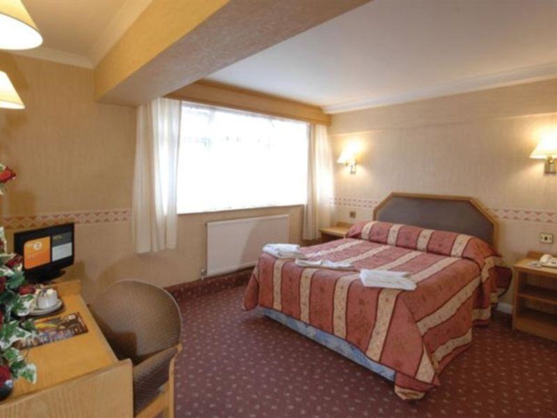 Riviera 3* Torquay