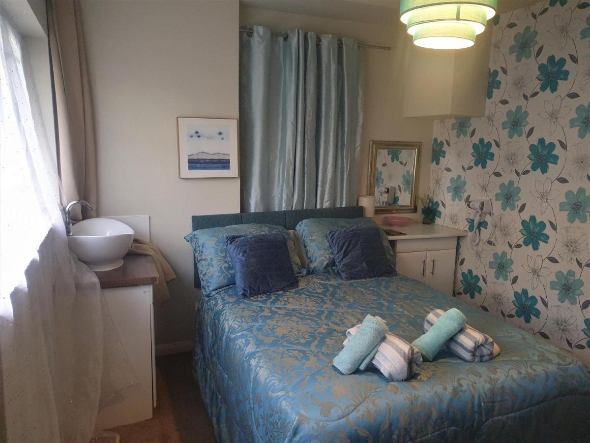 Self Contained In 2* Torquay