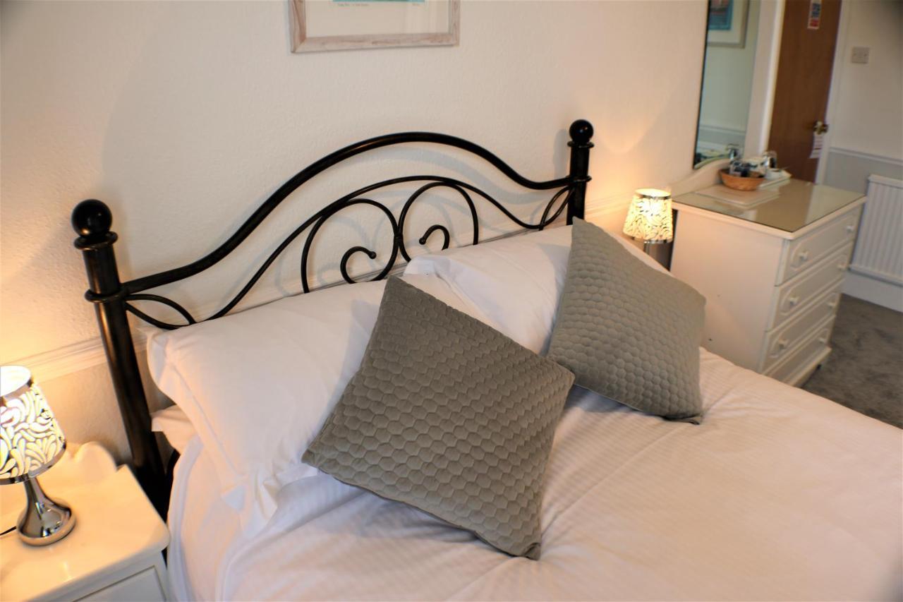 Gainsboro Torquay