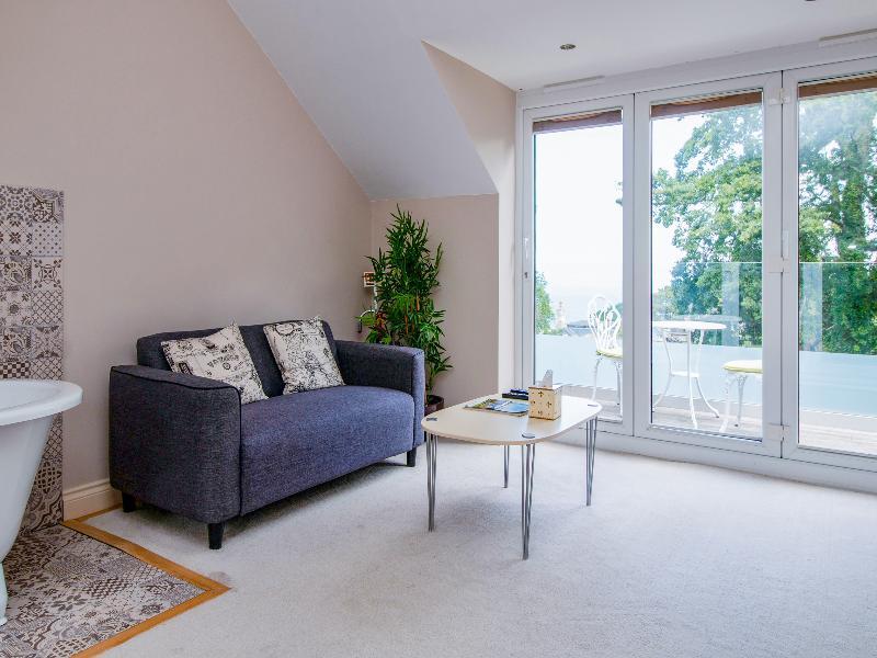 Orestone Manor 4*